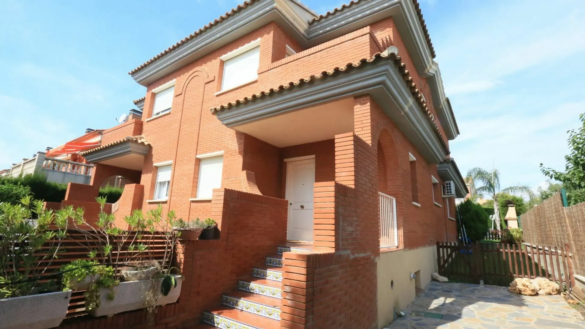Apartment Casa Vista A La Piscina Para 8 Personas En Cambrils